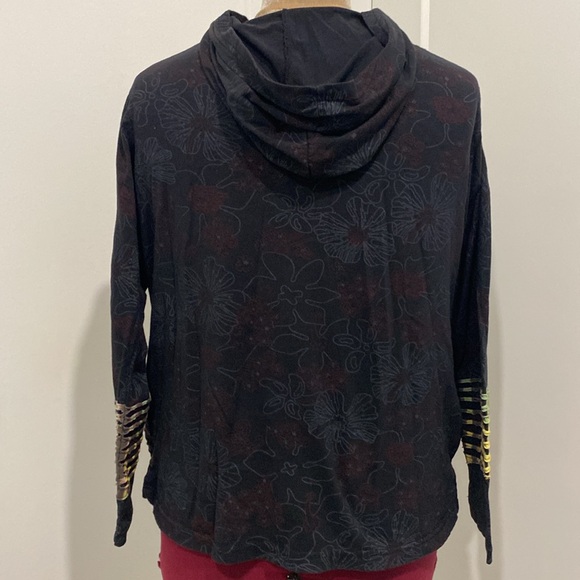 Rising International Patchwork Distressed Lightweight Hoodie Jacket | SZ Large - Picture 7 of 10